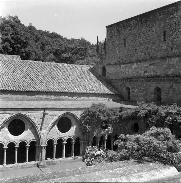 Cloître