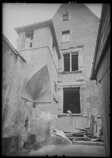 Façades côté cour, échauguette