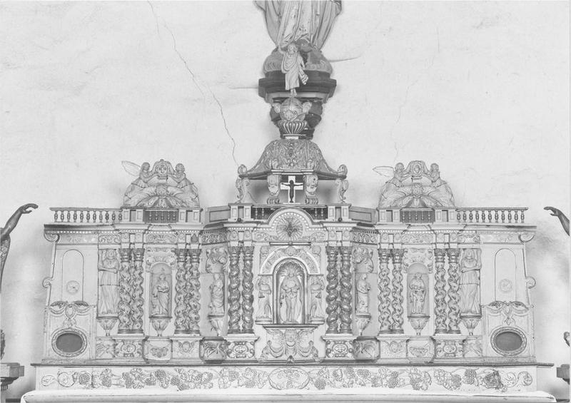 tabernacle et gradins du maître-autel - © Ministère de la Culture (France), Médiathèque du patrimoine et de la photographie (objets mobiliers), tous droits réservés