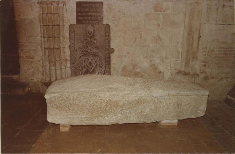 sarcophage - © Ministère de la Culture (France), Médiathèque du patrimoine et de la photographie (objets mobiliers), tous droits réservés
