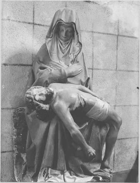 groupe sculpté : Pietà