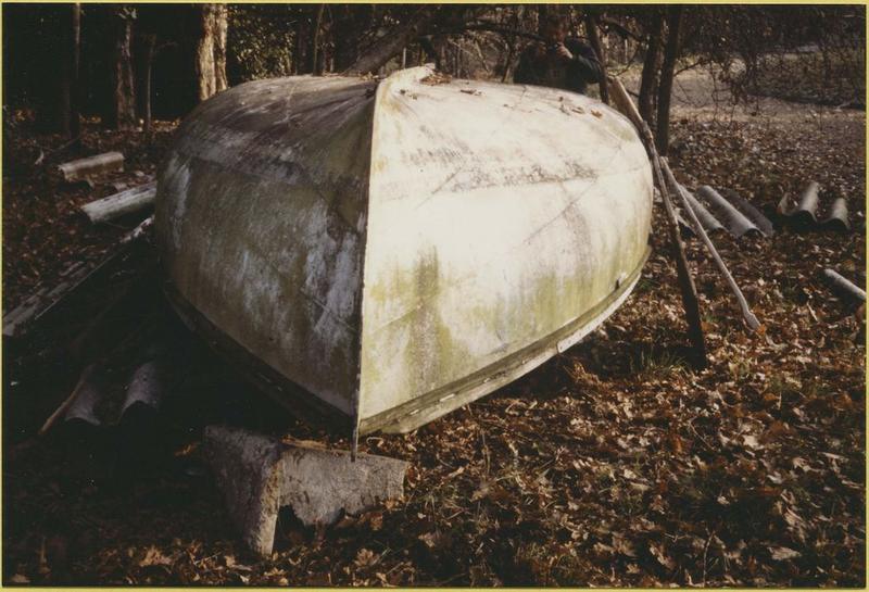 bateau de plaisance (bateau de régate de rivière, dériveur) dit Le Vezon (détail)