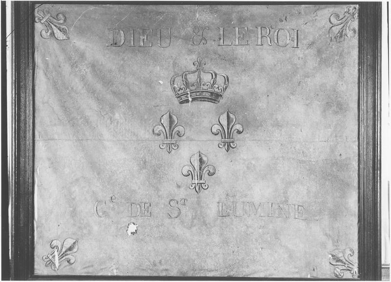 drapeau de la commune de Saint-Lumine - © Ministère de la Culture (France), Médiathèque du patrimoine et de la photographie (objets mobiliers), tous droits réservés