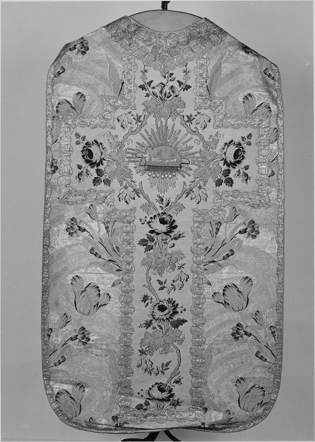 chasuble, vue générale