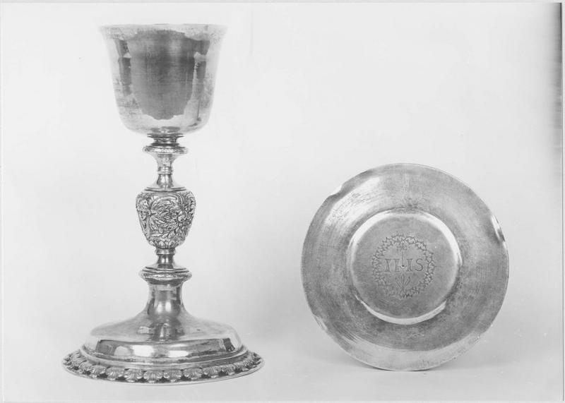 calice, patène - © Ministère de la Culture (France), Médiathèque du patrimoine et de la photographie (objets mobiliers), tous droits réservés