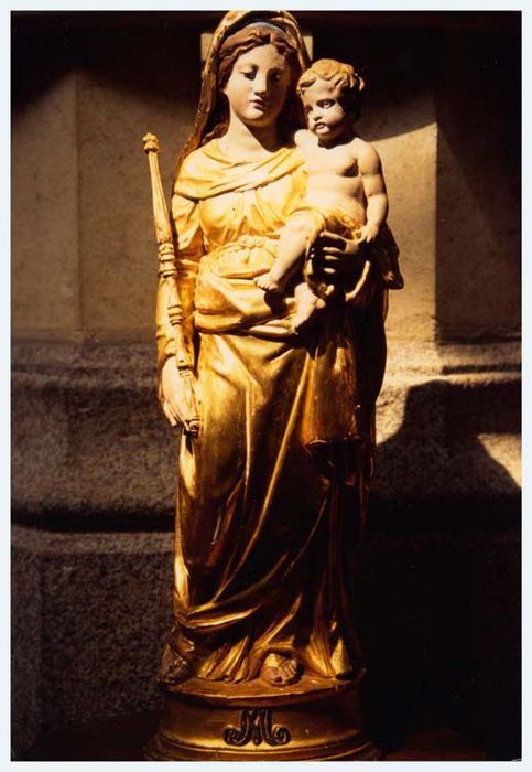 statue (statuette) : Vierge à l'Enfant