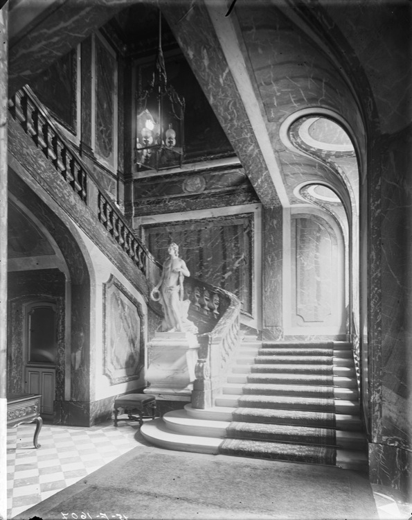 Départ de l'escalier d'honneur