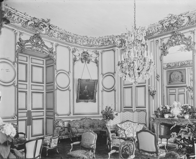 Grand salon du rez-de-chaussée : détail