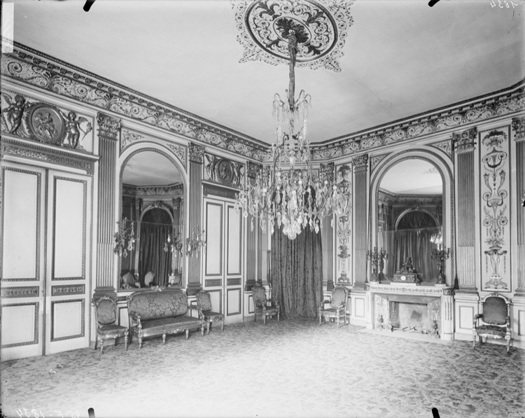 Grand salon