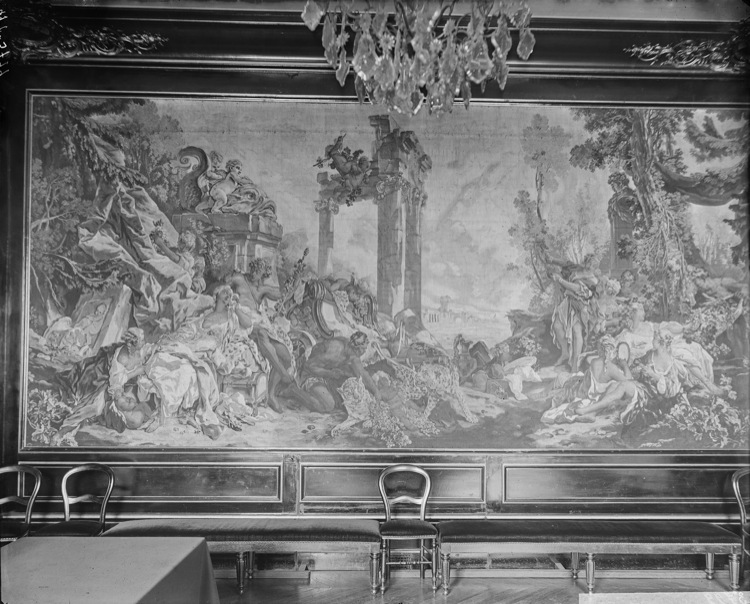 Tenture des amours des dieux : Ariane et Bacchus, ensemble - © Ministère de la Culture (France), Médiathèque du patrimoine et de la photographie, diffusion GrandPalaisRmn Photo