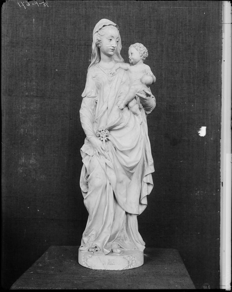 Statue de Vierge à l'Enfant en marbre