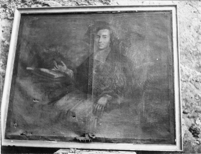 tableau : Portrait de Monseigneur Tafoureaulx évêque d'Aleth, huile sur toile et cadre doré, 18e siècle, avant restauration - © Ministère de la Culture (France), Médiathèque du patrimoine et de la photographie (objets moibliers), tous droits réservés