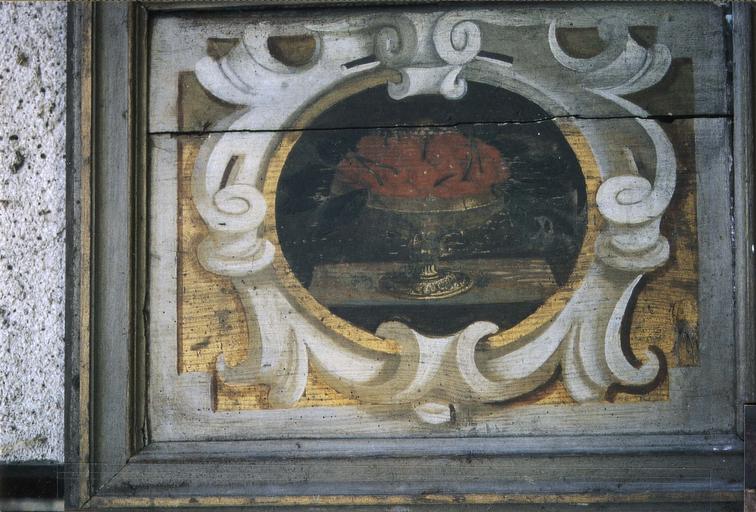 lambris de revêtement, bois peint, détail d'un médaillon avec une coupe contenant des pommes