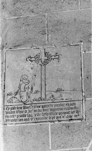 plaque funéraire avec épitaphe de Parette Pautier, pierre gravée