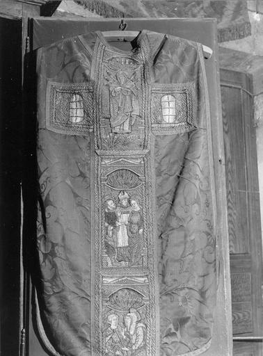 Chasuble : scènes de la vie de la Vierge