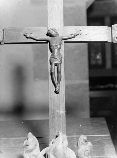 crucifix, bronze, 15e siècle