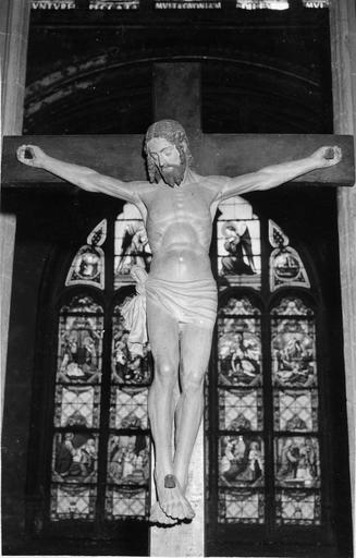 crucifix, bois badigeonné, 17e siècle - © Ministère de la Culture (France), Médiathèque du patrimoine et de la photographie (objets moibliers), tous droits réservés