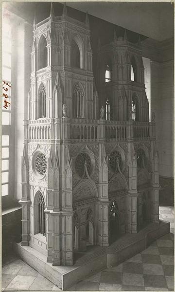 maquette de la cathédrale d'Orléans, vue générale