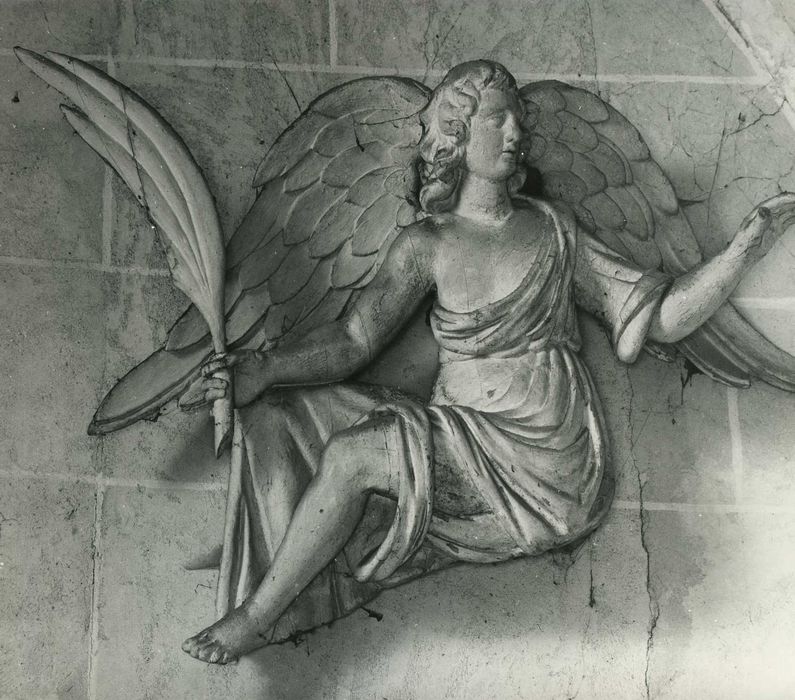 Statues : Deux anges tenant une palme