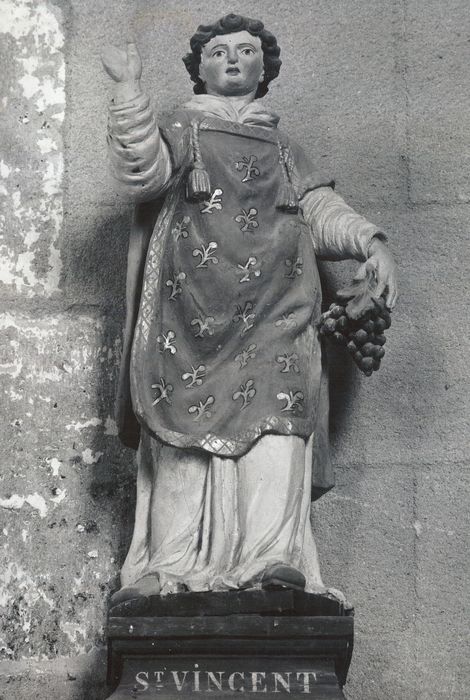 statue : Saint Vincent