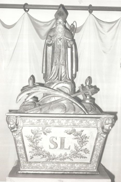 Châsse-reliquaire avec statue (statuette) : Saint Loup