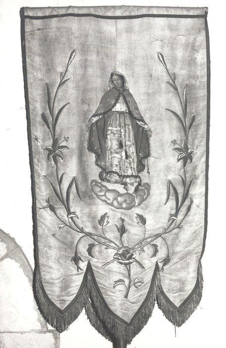 bannière de la Vierge