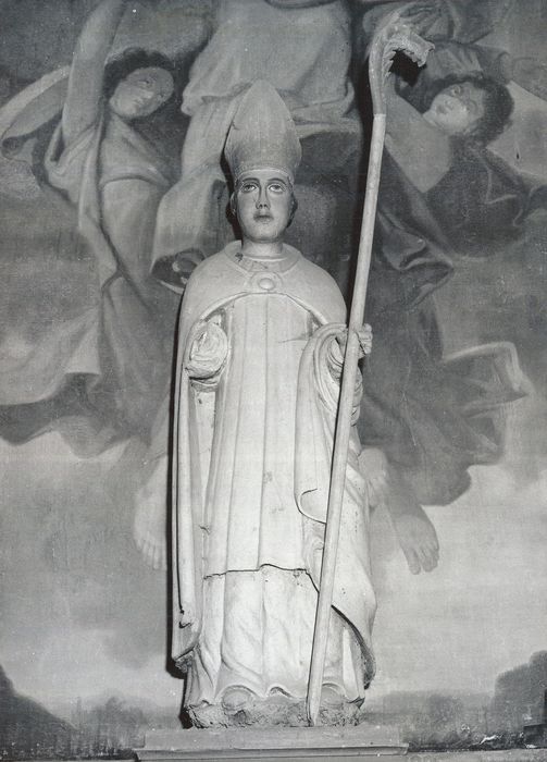 statue : Evêque (saint Séverin ?)