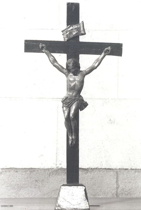 croix d'autel (crucifix)