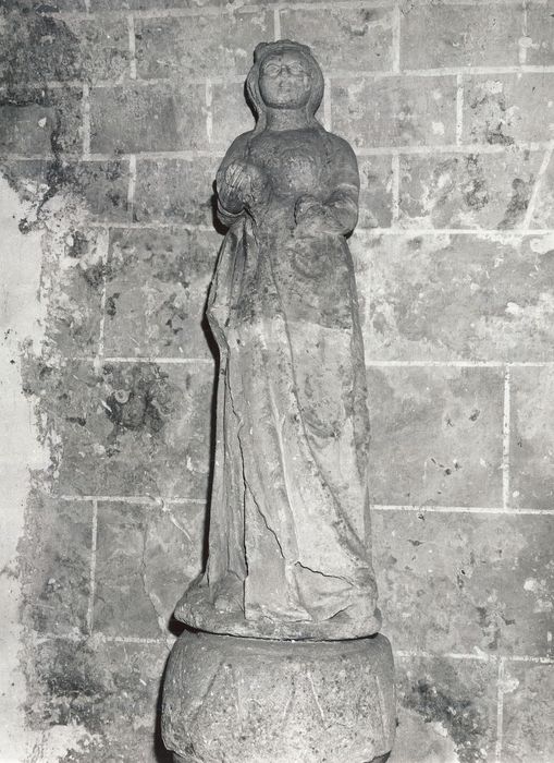 statue : Vierge ou sainte - © Ministère de la Culture (France), Médiathèque du patrimoine et de la photographie, diffusion RMN-GP