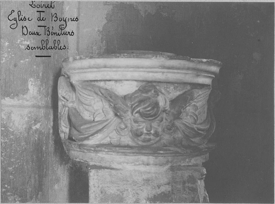 bénitier : têtes d'angelots