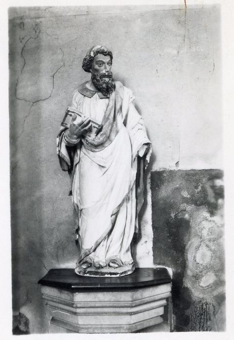 statue : Saint Paul