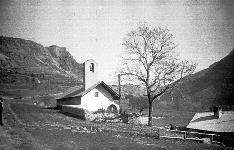 Extérieur : vue générale de l'édifice, abords