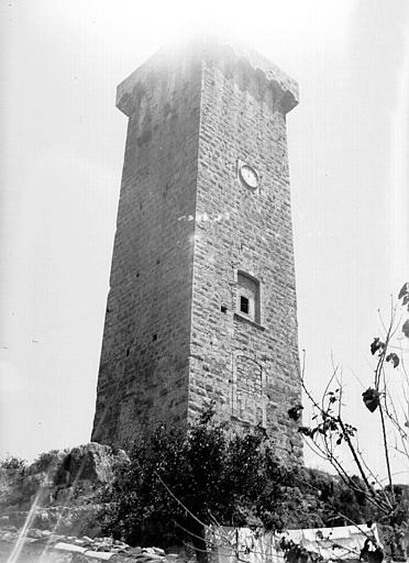 Extérieur : vue sur l'horloge