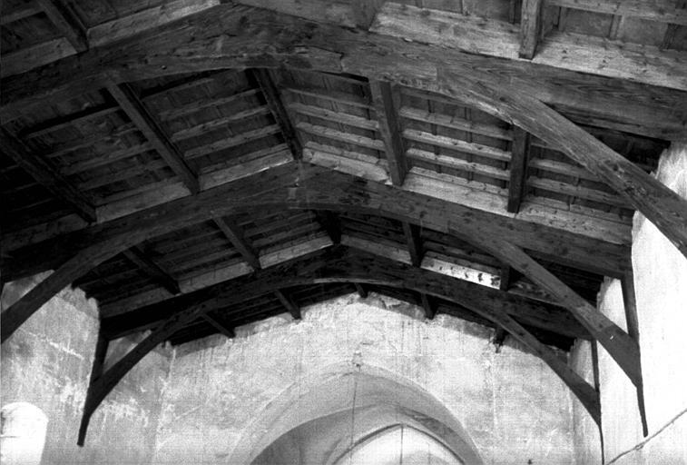 Intérieur : charpente, détails