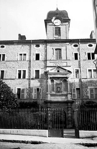 Extérieur : façade principale