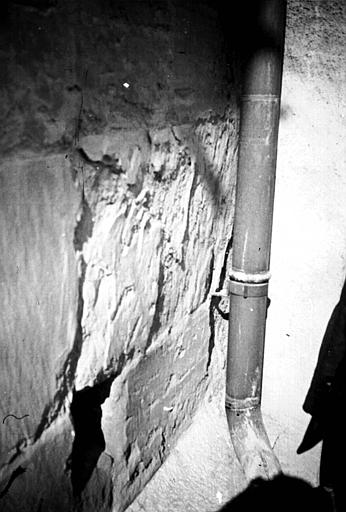 Extérieur : mur, détails de maçonnerie