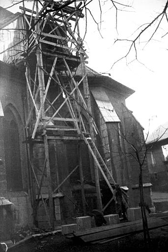 Extérieur : façade latérale, travaux