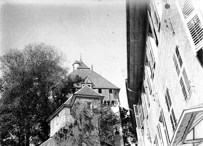 Extérieur : façades, vue de l'édifice