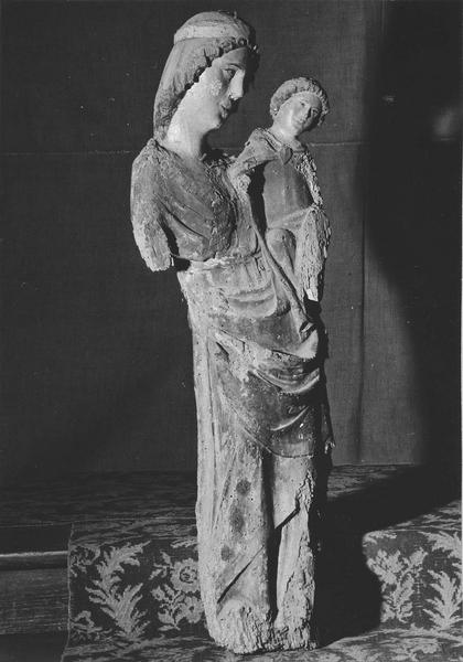 statue : Vierge à l'Enfant provenant de la chapelle Notre-Dame de Verdale