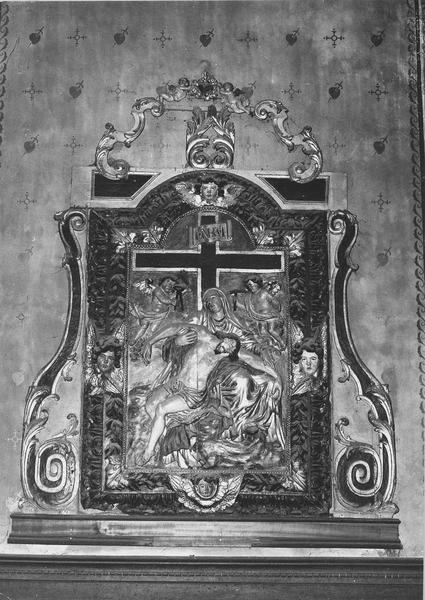 bas-relief : Vierge de Pitié