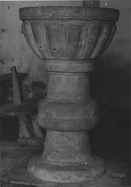 bénitier - © Ministère de la Culture (France), Médiathèque du patrimoine et de la photographie (objets mobiliers), tous droits réservés