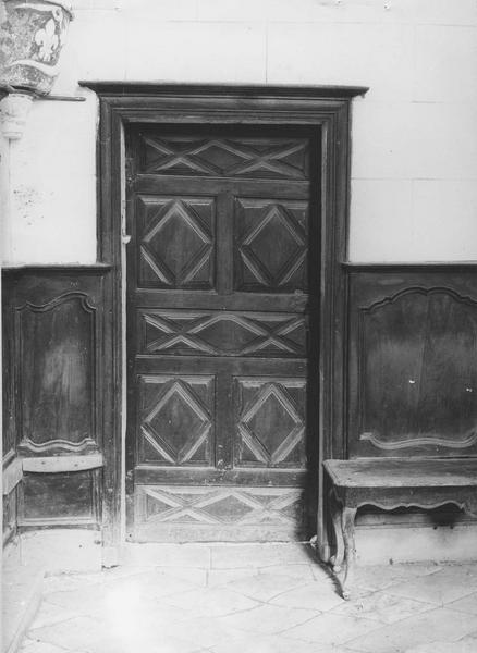 porte, lambris de couvrement de la sacristie - © Ministère de la Culture (France), Médiathèque du patrimoine et de la photographie (objets mobiliers), tous droits réservés