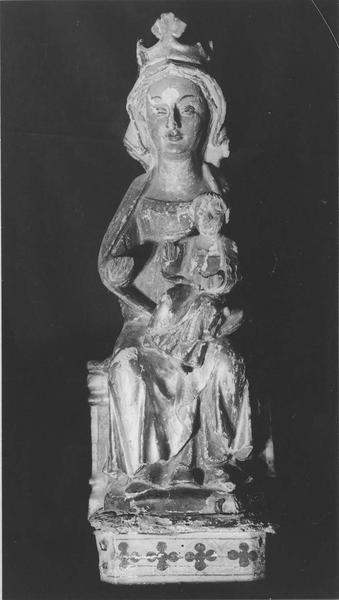statue : Vierge à l'Enfant