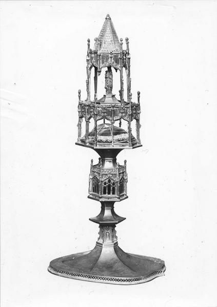 monstrance - © Ministère de la Culture (France), Médiathèque du patrimoine et de la photographie (objets mobiliers), tous droits réservés