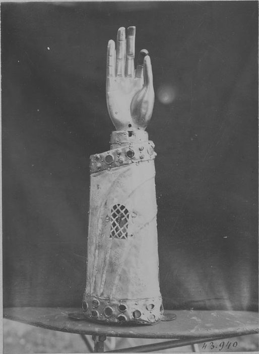 bras-reliquaire dit de saint Louis - © Ministère de la Culture (France), Médiathèque du patrimoine et de la photographie, diffusion RMN-GP