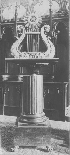 lutrin, vue générale - © Ministère de la Culture (France), Médiathèque du patrimoine et de la photographie (objets mobiliers), tous droits réservés