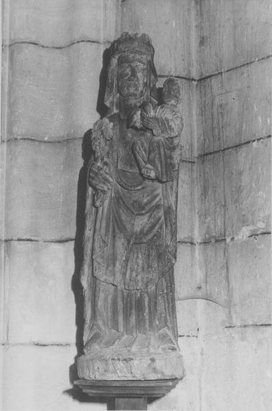 statue : Vierge à l'enfant, vue générale