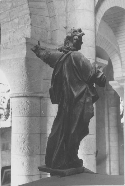 statue : saint Jean, vue générale