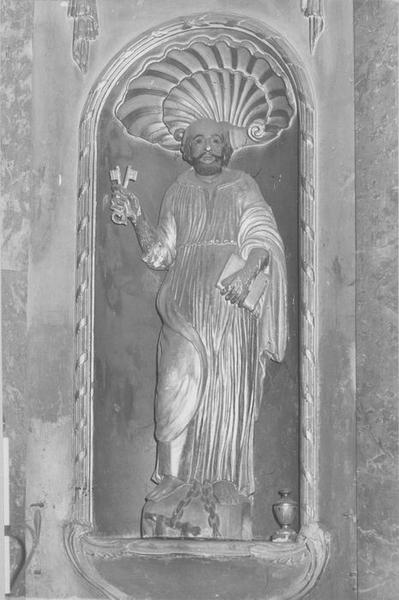 statue du maître-autel : saint Pierre, vue générale