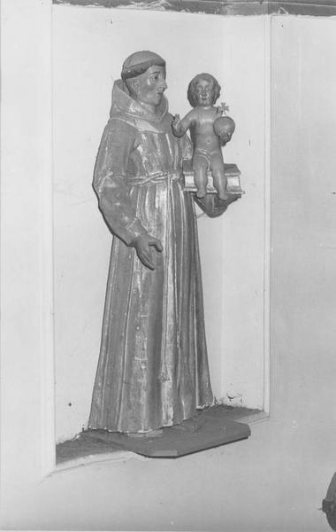 statue : saint Antoine-de-Padoue, vue générale